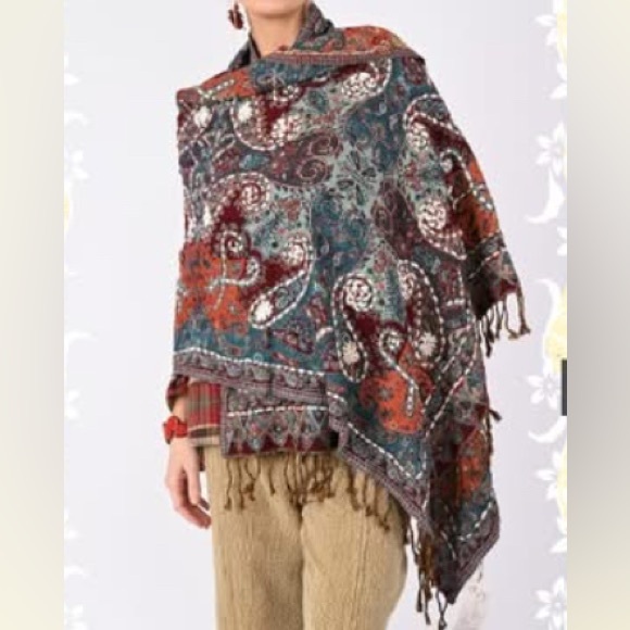 Paisley Patterned Shawl with Fringe and 3 buttons to close - Picture 1 of 5